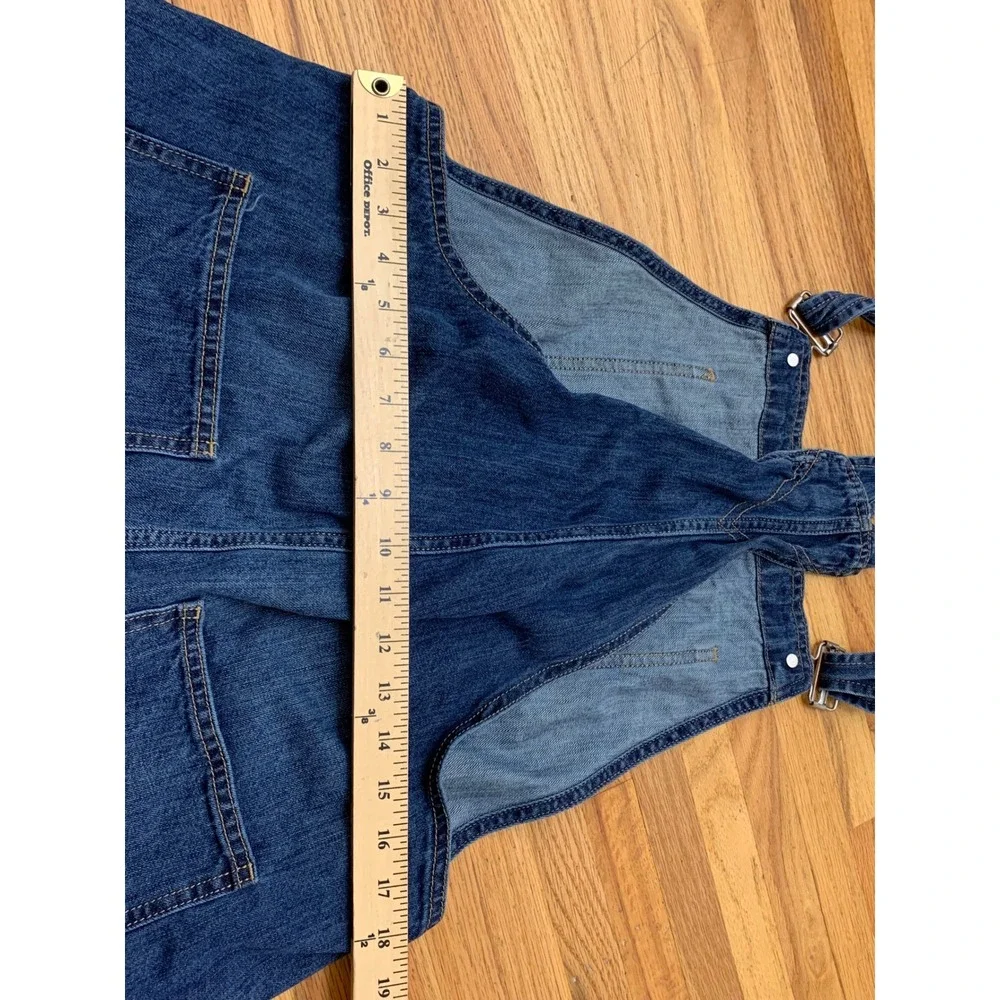 Gap Denim Women's Large Dark Wash Cotton Overall Shorts‎ Raw Hem 11/19 L